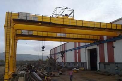 Semi Goliath Cranes