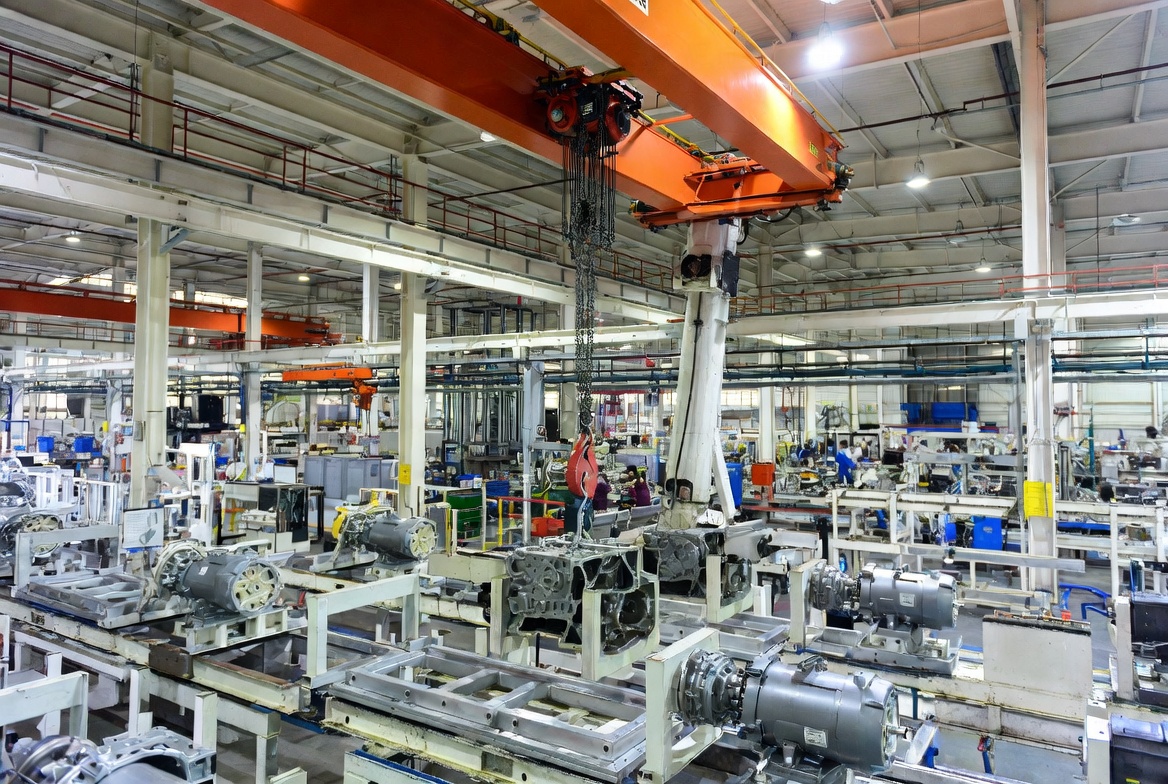 LOADMATE assembly line hoist