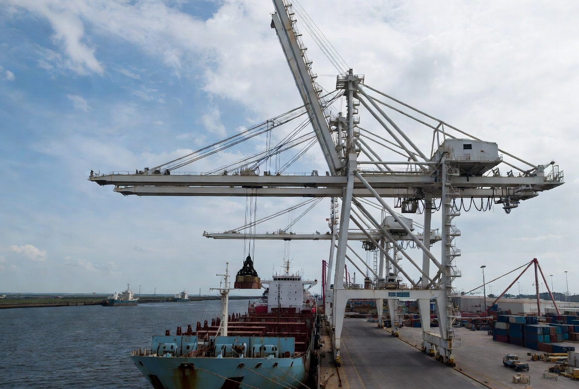 LOADMATE Quay & berth